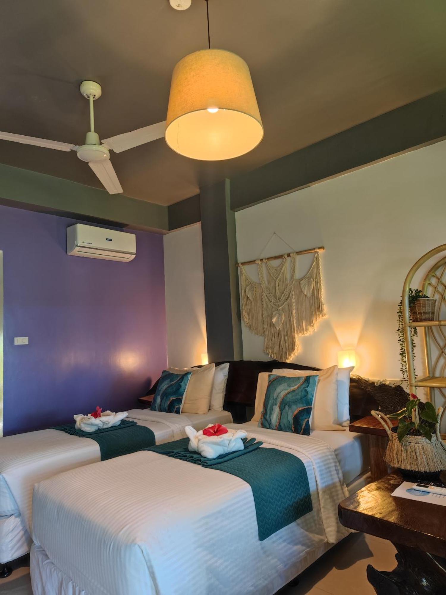 Daluyong Beach Resort General Luna  Bagian luar foto